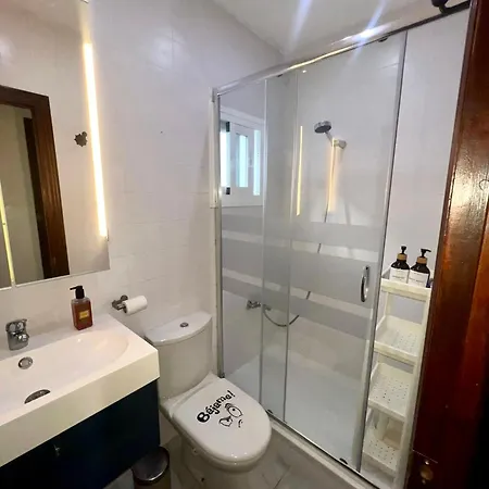 Single In Shared Homestay Marbella