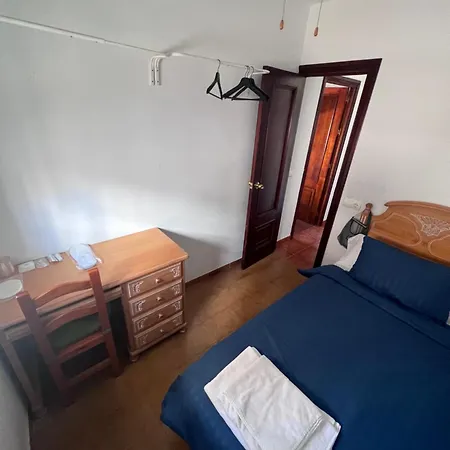 Single In Shared * Marbella
